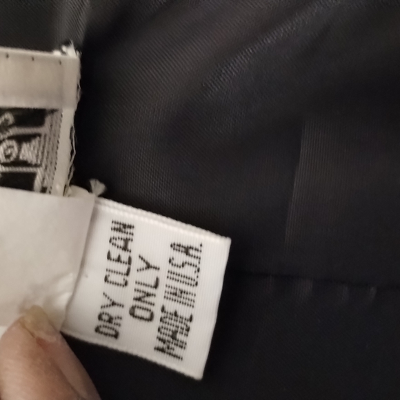 Dress - Picture 7 of 9